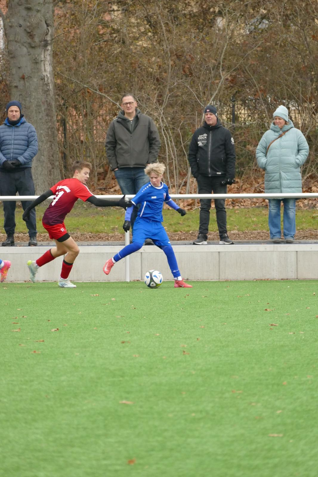 Kantersieg: U15 bleibt oben dran