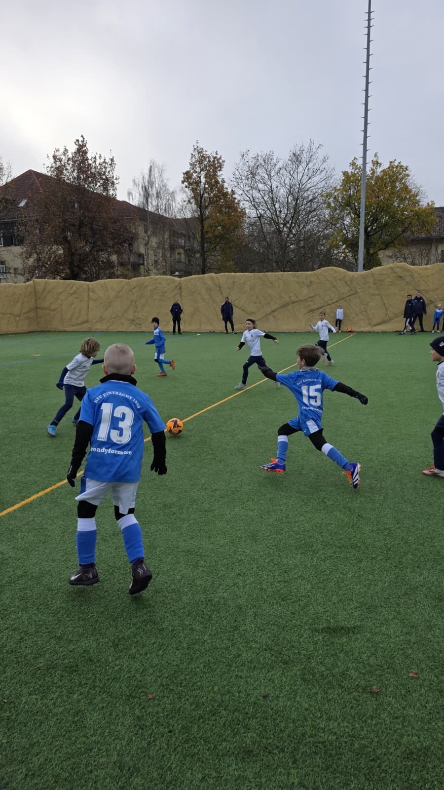 U8 schlägt sich wacker beim Leistungsvergleich