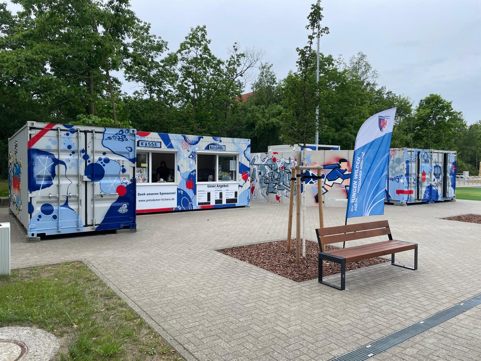 Kunst trifft Sport – Neugestaltung der Containeranlage Sportplatz Kirschallee