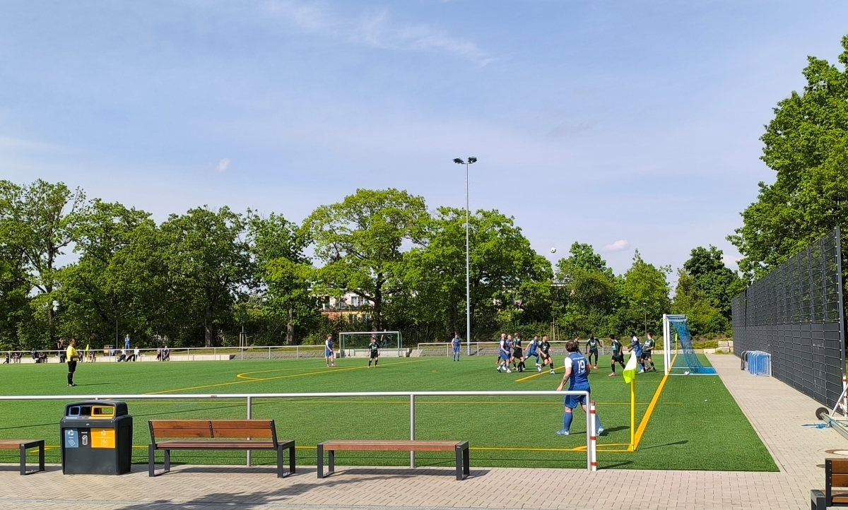 Erste Männer gewinnen Kellerduell