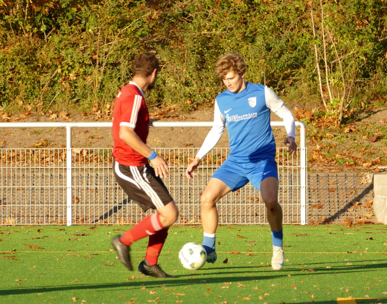 Kickers stürzen Tabellenführer ......