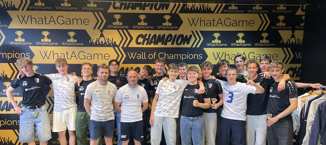 Teamgeist und jede Menge Spaß – motivierender Mannschaftsabend der U19