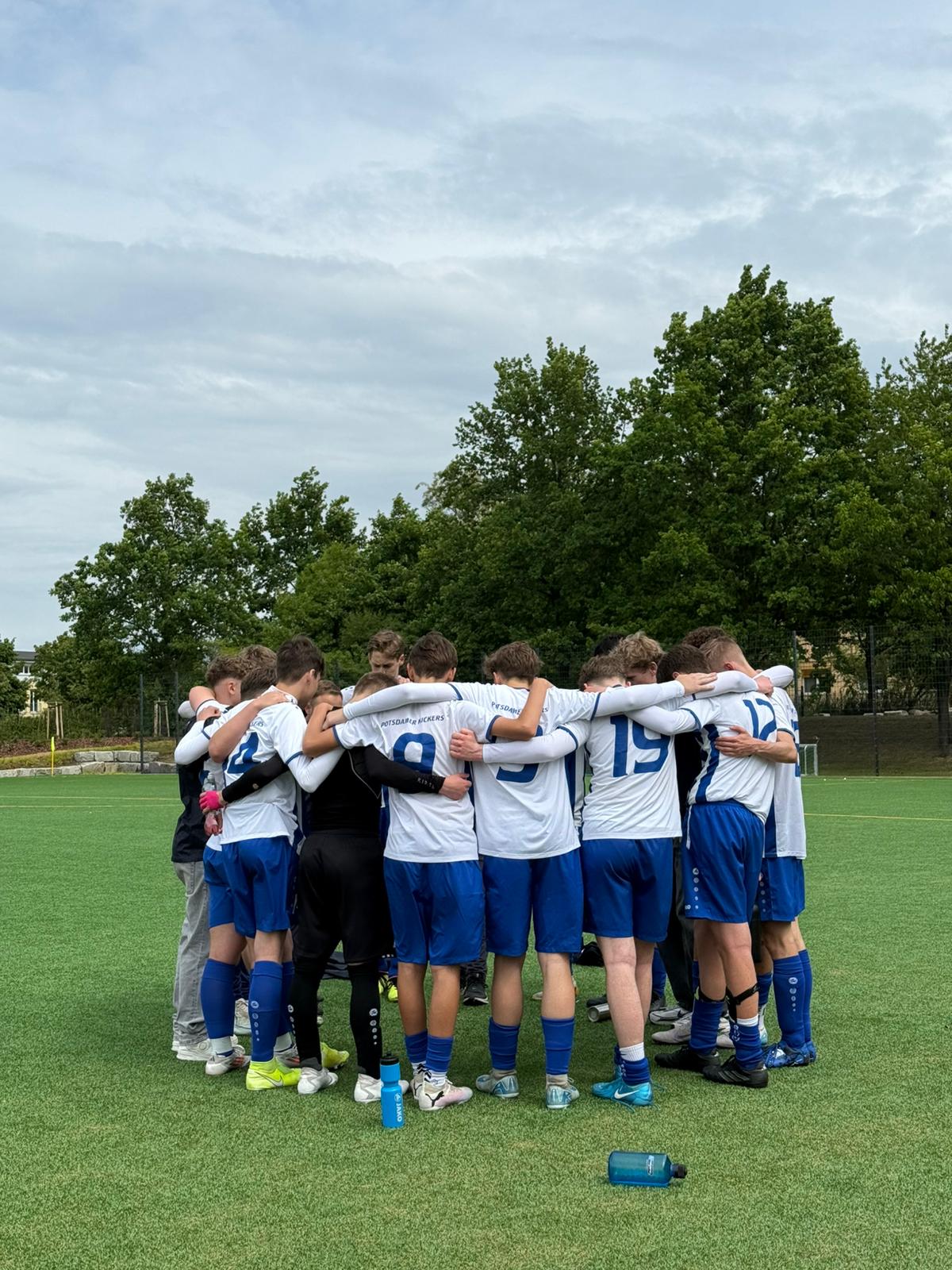 Mit Teamleistung zum Erfolg – U19 revanchiert sich gegen Schenkenhorst